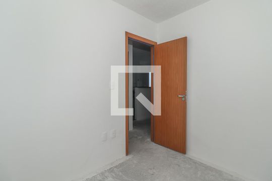 Quarto 2 de apartamento à venda com 2 quartos, 45m² em Rubem Berta, Porto Alegre