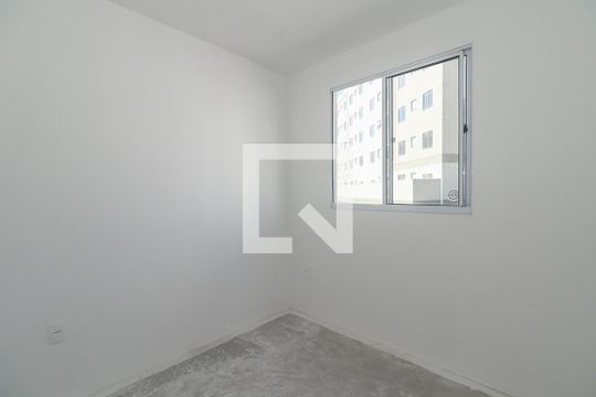 Quarto 2 de apartamento à venda com 2 quartos, 45m² em Rubem Berta, Porto Alegre