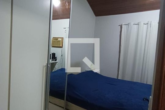 Quarto de casa de condomínio à venda com 3 quartos, 280m² em Jacarepaguá, Rio de Janeiro