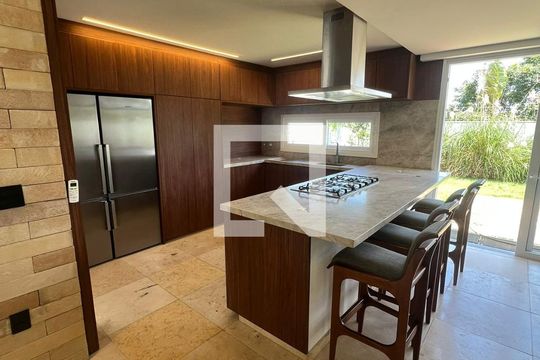 Cozinha de casa de condomínio para alugar com 4 quartos, 270m² em Campeche, Florianópolis