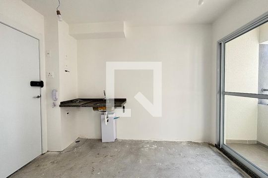 Sala/Cozinha de apartamento à venda com 1 quarto, 24m² em Vila Nova Conceição, São Paulo
