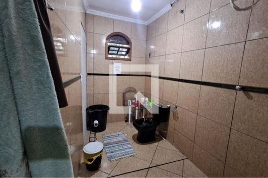 Casa para alugar com 3 quartos, 130m² em Alvorada, Contagem