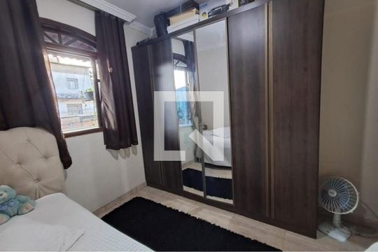 Casa para alugar com 3 quartos, 130m² em Alvorada, Contagem