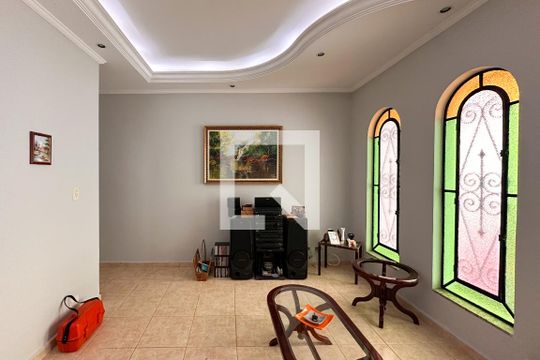 Sala de casa para alugar com 2 quartos, 185m² em Parque Terra Nova Ii, São Bernardo do Campo