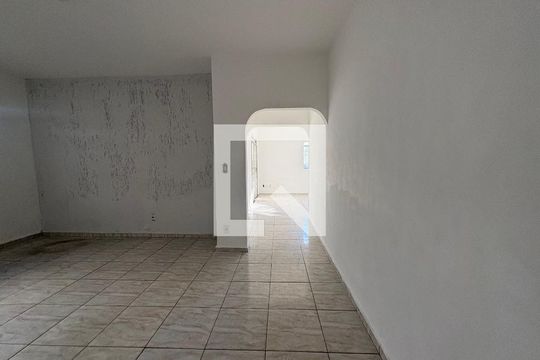 Casa à venda com 3 quartos, 430m² em Setor Sudoeste, Goiânia