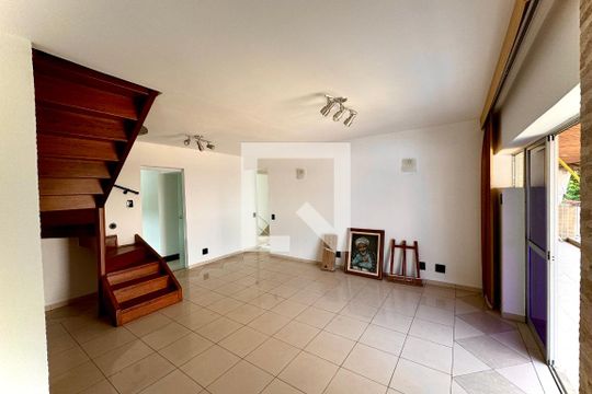 Apartamento para alugar com 3 quartos, 169m² em Laranjeiras, Rio de Janeiro