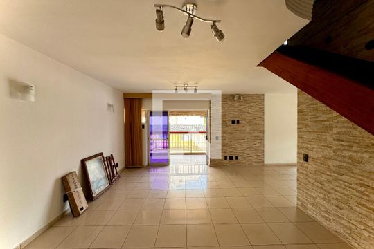 Apartamento para alugar com 3 quartos, 169m² em Laranjeiras, Rio de Janeiro
