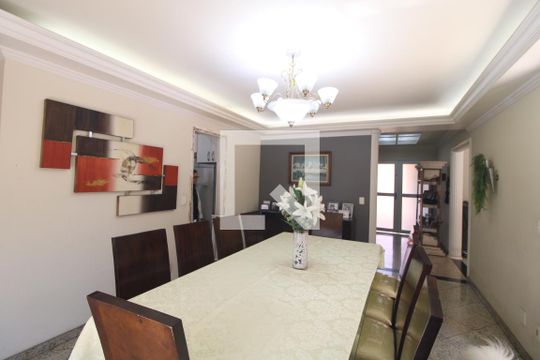 Sala 2 de casa de condomínio à venda com 4 quartos, 640m² em Jardim Santa Helena, São Paulo