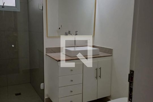 Banheiro de casa à venda com 3 quartos, 270m² em Parque Taquaral, Campinas
