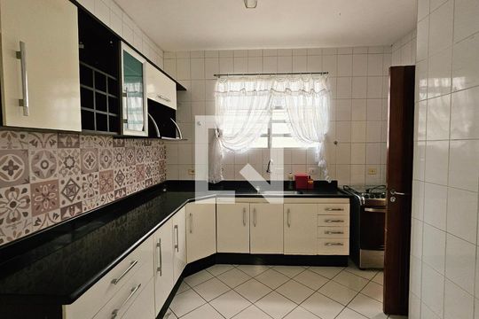 Casa de Condomínio à venda com 3 quartos, 131m² em Jardim Martins, Jundiaí