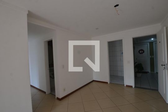 Sala de apartamento à venda com 3 quartos, 78m² em Jardim Sulacap, Rio de Janeiro