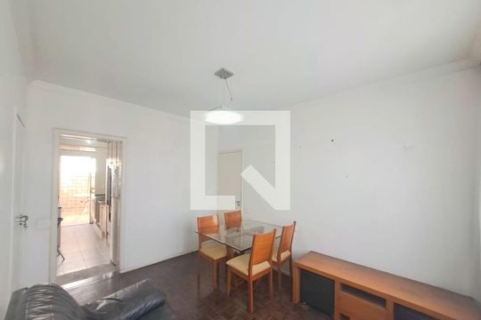 Apartamento à venda com 3 quartos, 85m² em Carlos Prates, Belo Horizonte