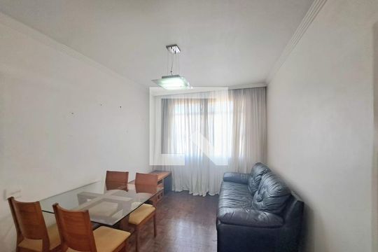 Apartamento à venda com 3 quartos, 85m² em Carlos Prates, Belo Horizonte