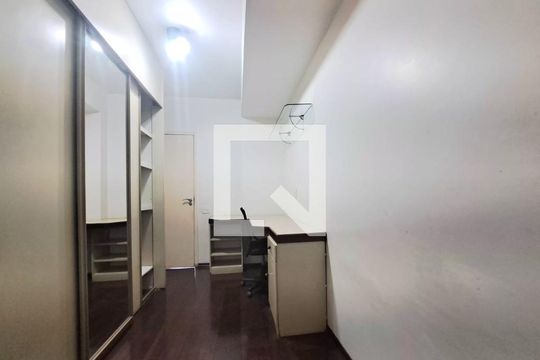 Apartamento à venda com 3 quartos, 85m² em Carlos Prates, Belo Horizonte