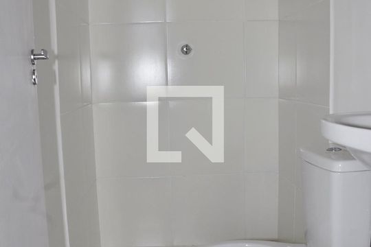 Kitnet / studio - Banheiro Social de kitnet/studio à venda com 1 quarto, 17m² em Jardim Jaragua, São Paulo