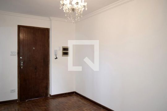 Sala de apartamento à venda com 1 quarto, 36m² em Alto de Pinheiros, São Paulo