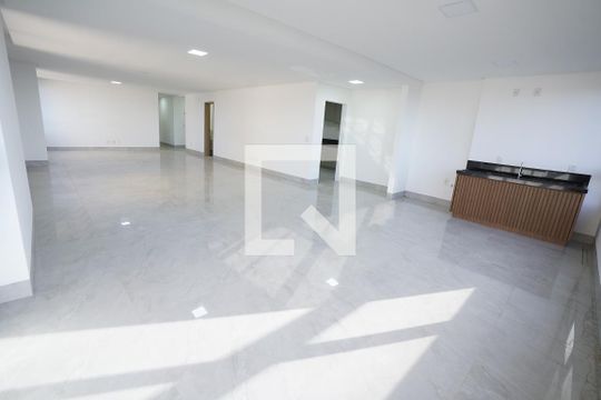 Apartamento à venda com 4 quartos, 235m² em Jardim Goiás, Goiânia