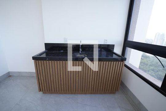 Apartamento à venda com 4 quartos, 235m² em Jardim Goiás, Goiânia