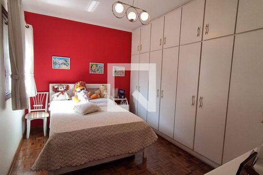 Quarto 1 de casa à venda com 3 quartos, 240m² em Osvaldo Cruz, São Caetano do Sul