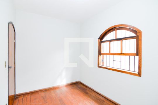 Quarto 1 de casa à venda com 3 quartos, 180m² em Jardim Rosana, Guarulhos