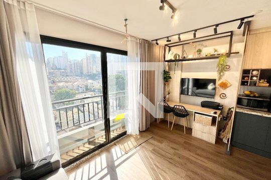 Sala/Quarto/Cozinha de kitnet/studio à venda com 1 quarto, 27m² em Santana, São Paulo