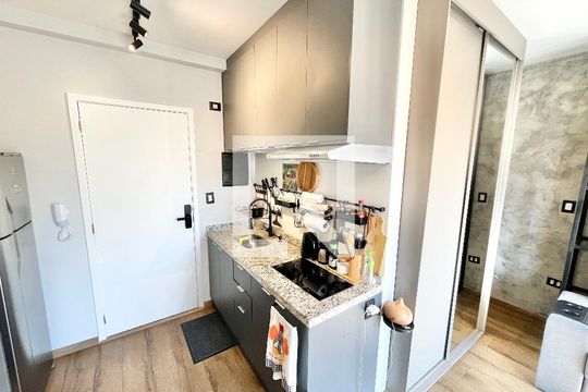 Sala/Quarto/Cozinha de kitnet/studio à venda com 1 quarto, 27m² em Santana, São Paulo