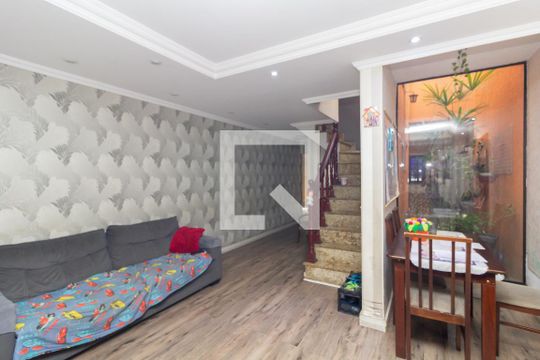 Sala de casa à venda com 3 quartos, 98m² em Itaquera, São Paulo
