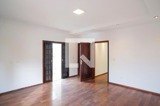 Suíte 1 de casa para alugar com 4 quartos, 490m² em Cerâmica, São Caetano do Sul