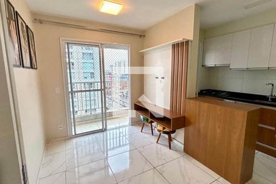 Sala de apartamento à venda com 2 quartos, 43m² em Vila Sao Joao, Guarulhos