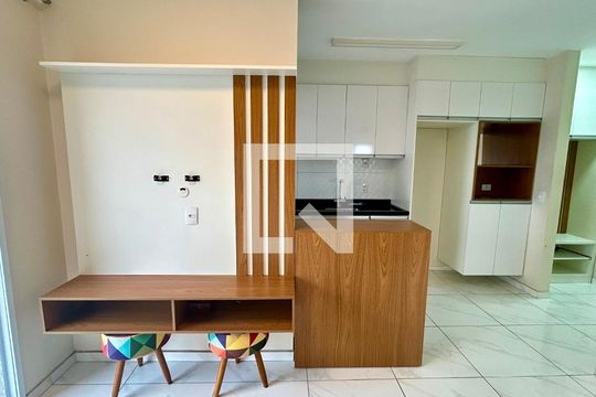 Sala de apartamento à venda com 2 quartos, 43m² em Vila Sao Joao, Guarulhos