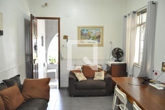 Casa à venda com 4 quartos, 180m² em Piedade, Rio de Janeiro