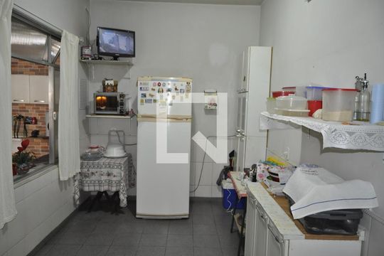 Casa à venda com 4 quartos, 180m² em Piedade, Rio de Janeiro