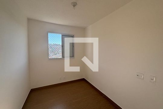 Quarto 2 de apartamento para alugar com 2 quartos, 43m² em Vila Sao Paulo, Ferraz de Vasconcelos