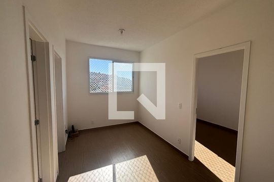Apartamento para alugar com 2 quartos, 43m² em Vila Sao Paulo, Ferraz de Vasconcelos