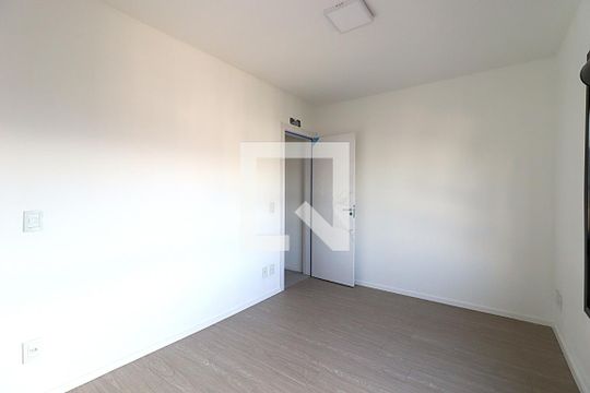 Quarto de apartamento para alugar com 2 quartos, 56m² em Petrópolis, Porto Alegre