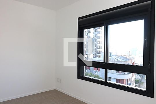 Quarto de apartamento para alugar com 2 quartos, 56m² em Petrópolis, Porto Alegre