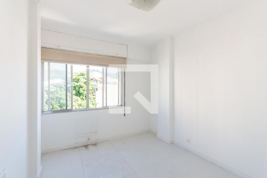 Quarto 2 de apartamento à venda com 2 quartos, 80m² em Grajaú, Rio de Janeiro