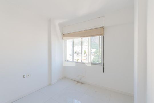 Quarto 2 de apartamento à venda com 2 quartos, 80m² em Grajaú, Rio de Janeiro