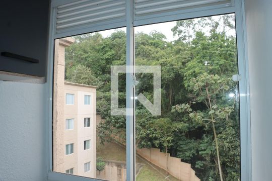 Apartamento para alugar com 2 quartos, 42m² em Jardim Petropolis, Cotia