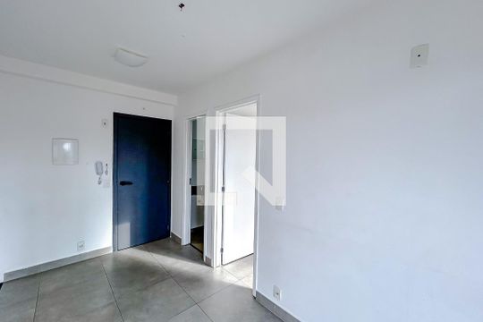 Sala de apartamento para alugar com 1 quarto, 38m² em Vila Mafra, São Paulo