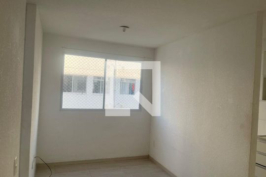 Sala de apartamento à venda com 2 quartos, 40m² em Gardênia Azul, Rio de Janeiro