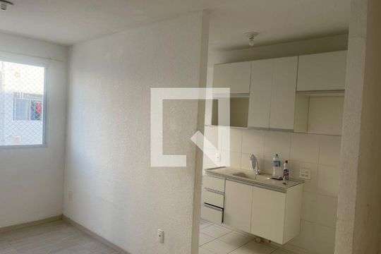 Sala de apartamento à venda com 2 quartos, 40m² em Gardênia Azul, Rio de Janeiro