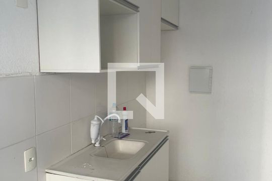 Cozinha de apartamento à venda com 2 quartos, 40m² em Gardênia Azul, Rio de Janeiro