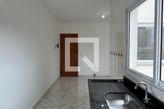 Sala - Cozinha de apartamento para alugar com 2 quartos, 100m² em Vila Clarice, Santo André