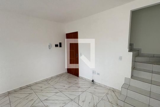 Sala - Cozinha de apartamento para alugar com 2 quartos, 100m² em Vila Clarice, Santo André