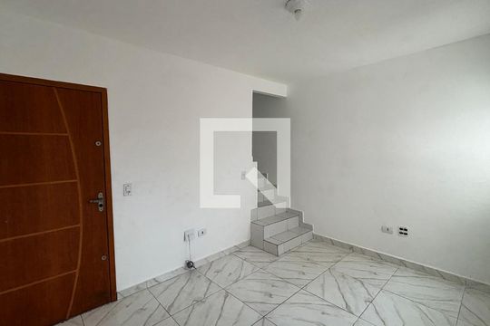 Sala - Cozinha de apartamento para alugar com 2 quartos, 100m² em Vila Clarice, Santo André
