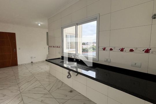Sala - Cozinha de apartamento para alugar com 2 quartos, 100m² em Vila Clarice, Santo André
