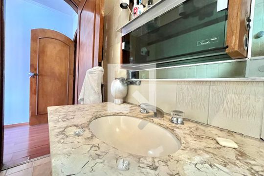 Banheiro da Suíte de casa à venda com 3 quartos, 350m² em Jabaquara, São Paulo