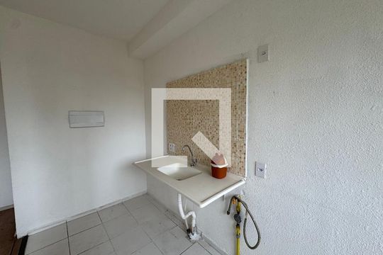 Cozinha de apartamento à venda com 2 quartos, 42m² em Jardim Boa Vista (zona Oeste), Osasco