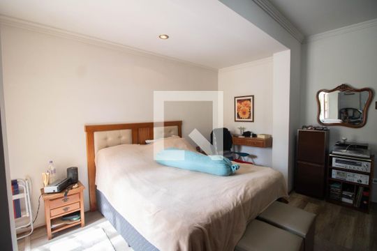 SUÍTE de casa à venda com 3 quartos, 155m² em Santana, São Paulo